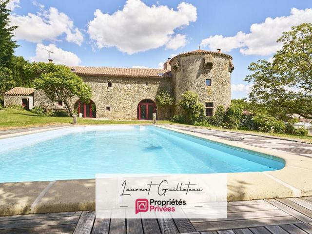 Maison 8 pièces 208 m²