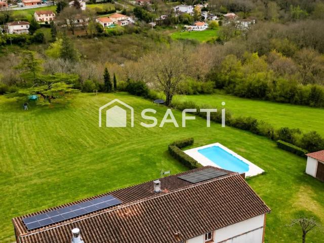 Maison 8 pièces 208 m²