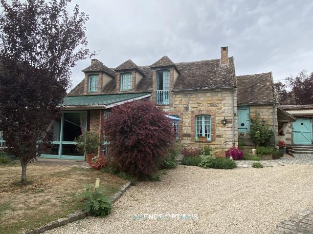 Maison 8 pièces 208 m²