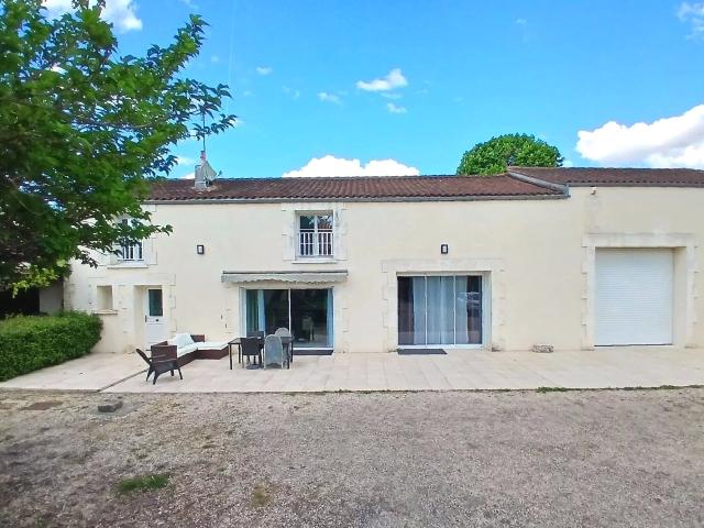 Maison 8 pièces 208 m²