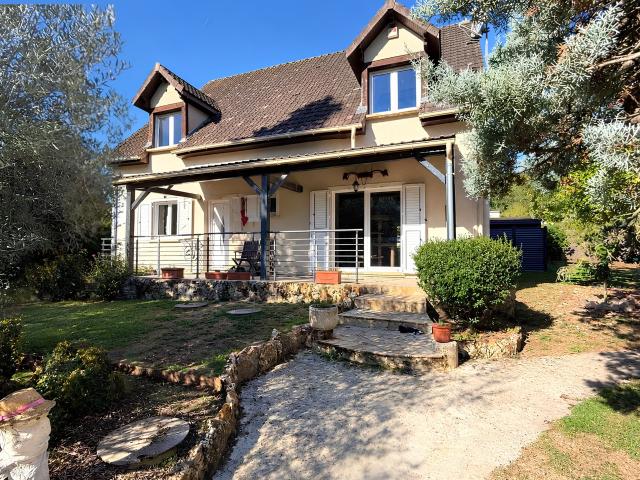 Maison 8 pièces 208 m²