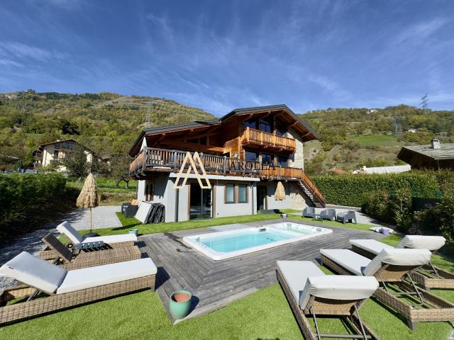 Maison 8 pièces 208 m²