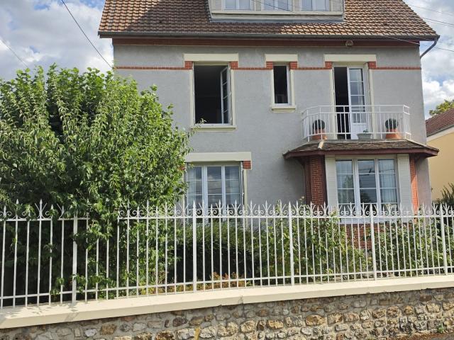 Maison 8 pièces 208 m²