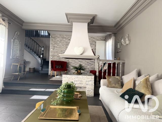 Maison 8 pièces 209 m²