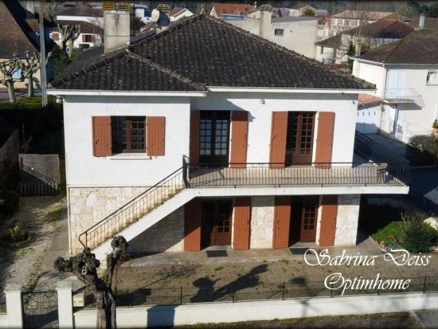 Maison 8 pièces 209 m²