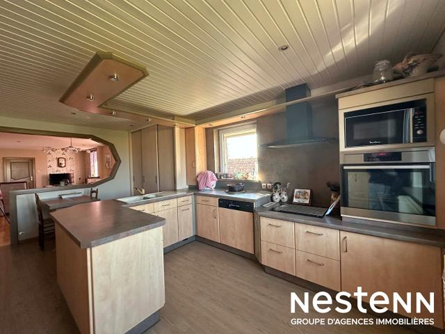 Maison 8 pièces 209 m²