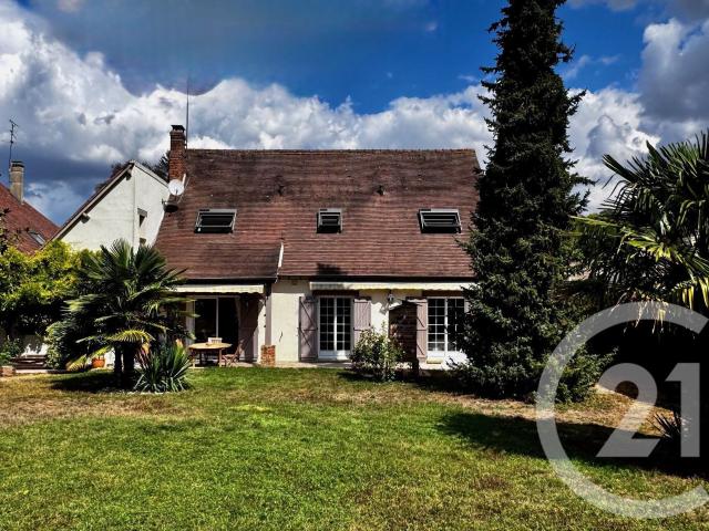 Maison 8 pièces 209 m²