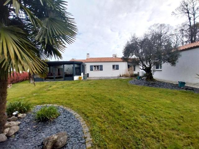 Maison 8 pièces 209 m²