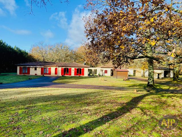 Maison 8 pièces 209 m²
