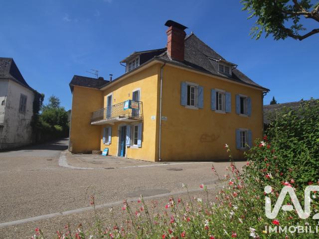 Maison 8 pièces 217 m²