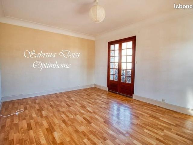 Maison 8 pièces 209 m²