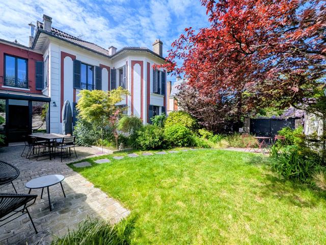 Maison 8 pièces 200 m²
