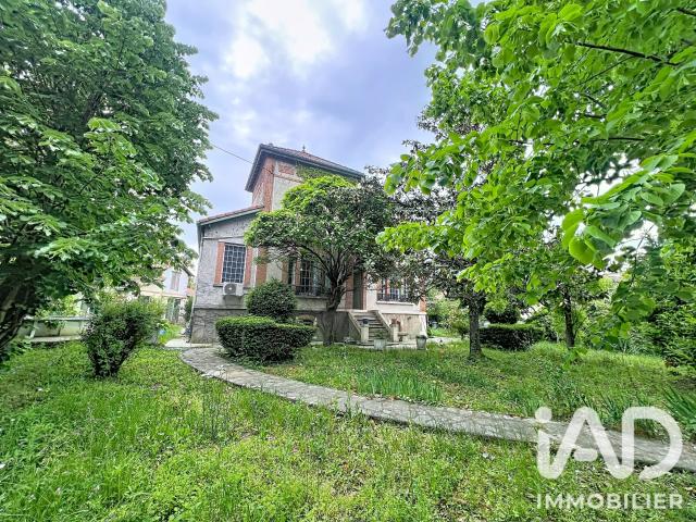 Maison 8 pièces 200 m²