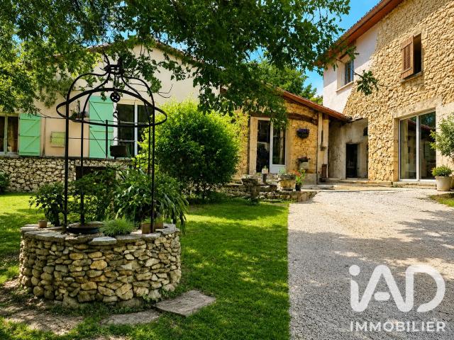 Maison 8 pièces 200 m²