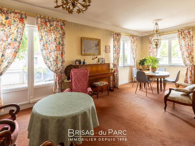 Maison 8 pièces 200 m²