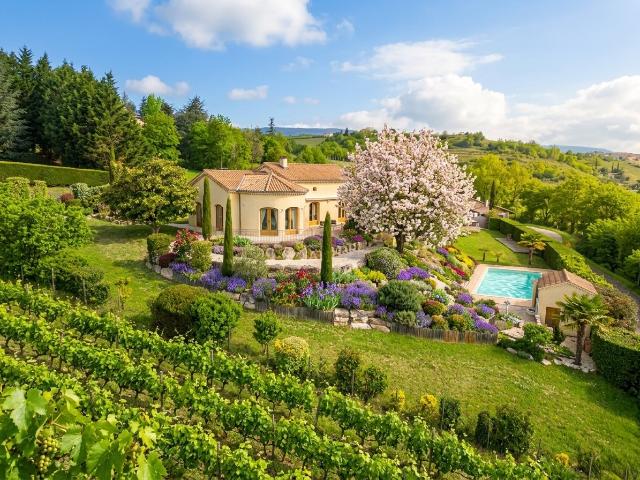 Maison 8 pièces 200 m²