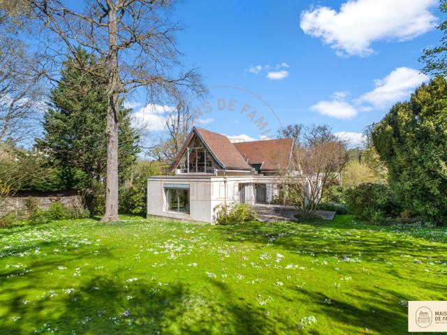 Maison 8 pièces 200 m²