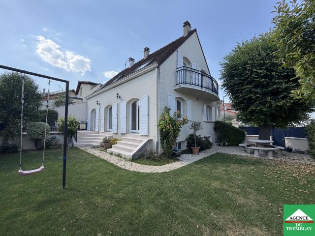 Maison 8 pièces 200 m²