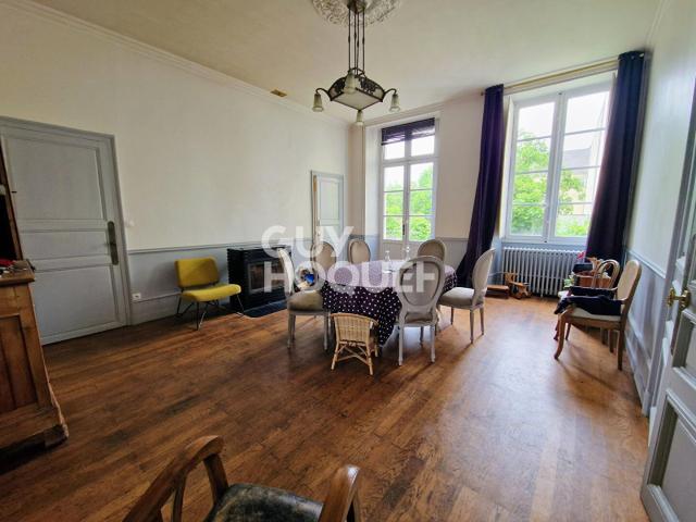 Maison 8 pièces 200 m²