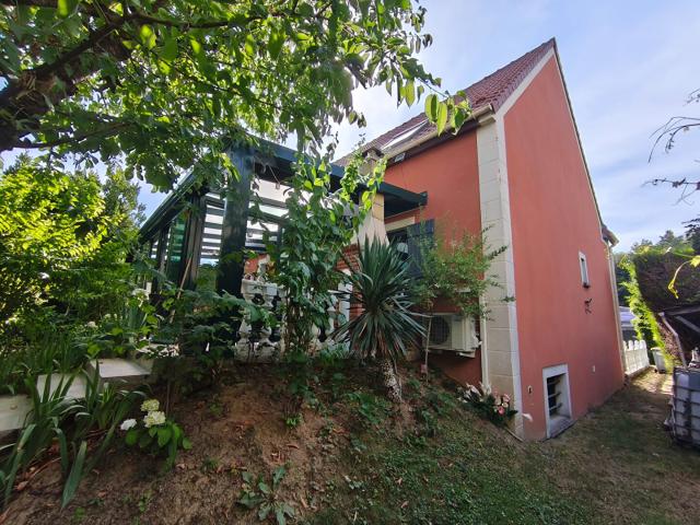Maison 8 pièces 200 m²