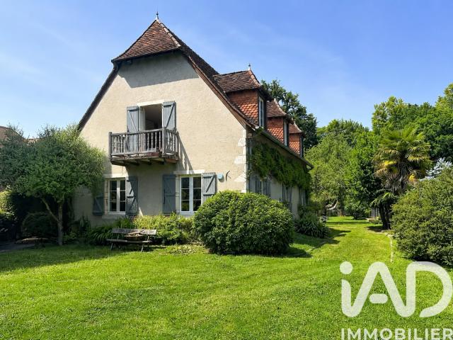 Maison 8 pièces 200 m²