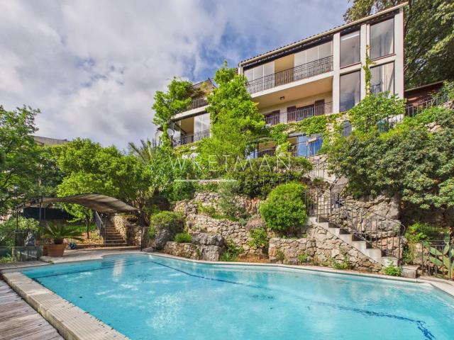 Maison 8 pièces 171 m²