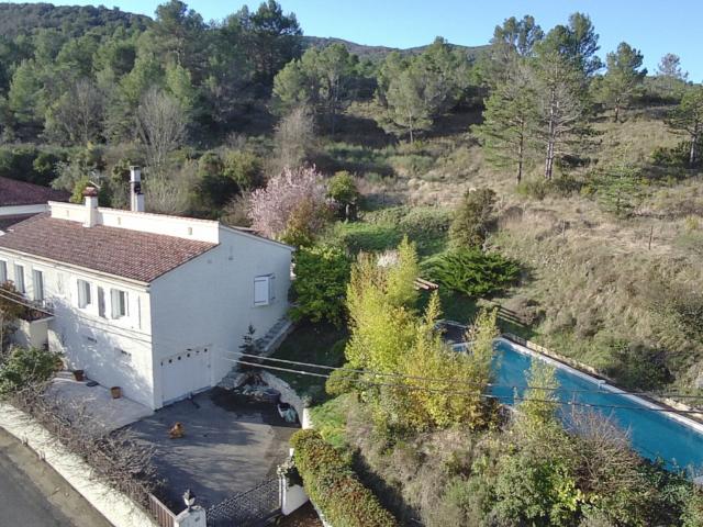 Maison 8 pièces 200 m²