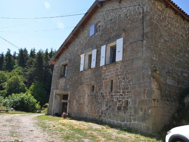 Maison 8 pièces 200 m²