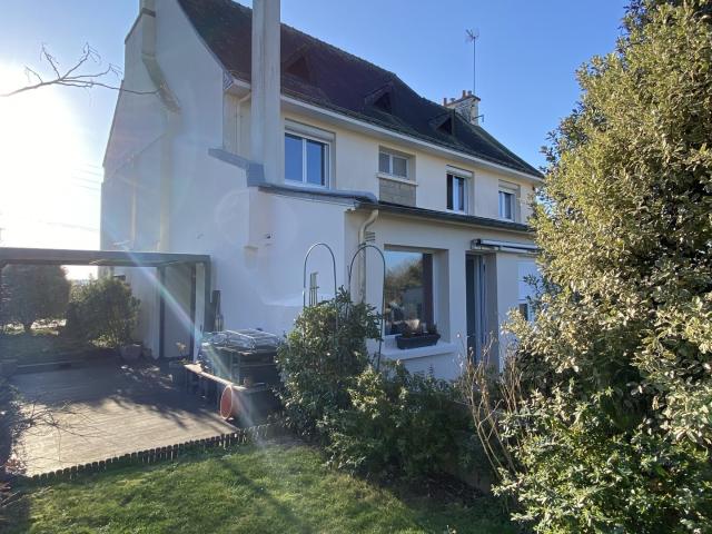 Maison 8 pièces 200 m²