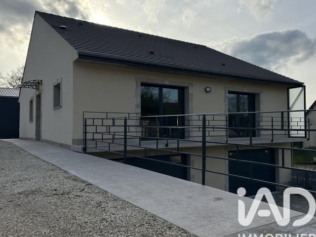 Maison 8 pièces 200 m²