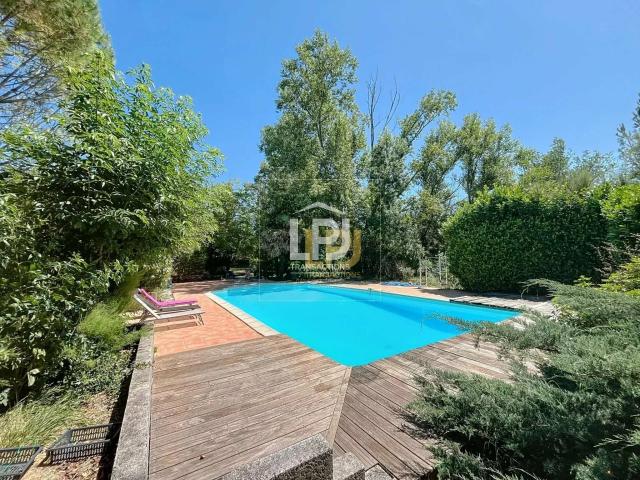 Maison 8 pièces 200 m²