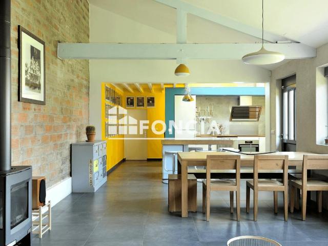 Maison 8 pièces 200 m²