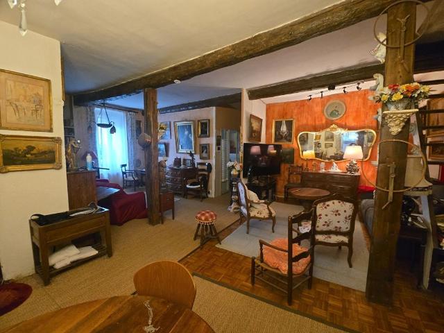 Maison 8 pièces 200 m²