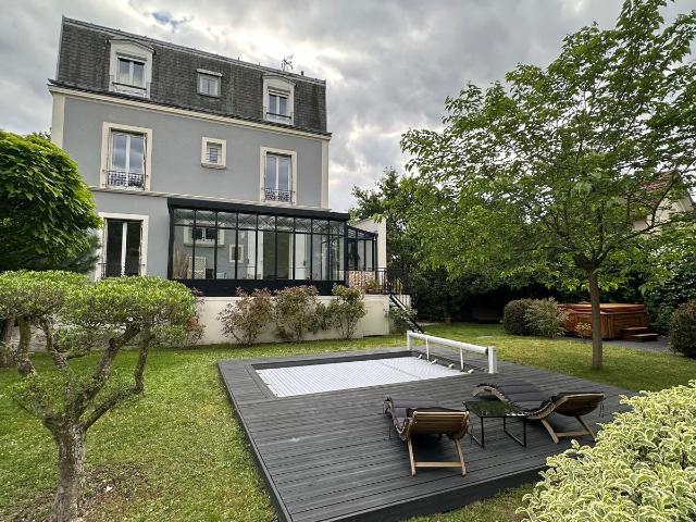 Maison 8 pièces 200 m²