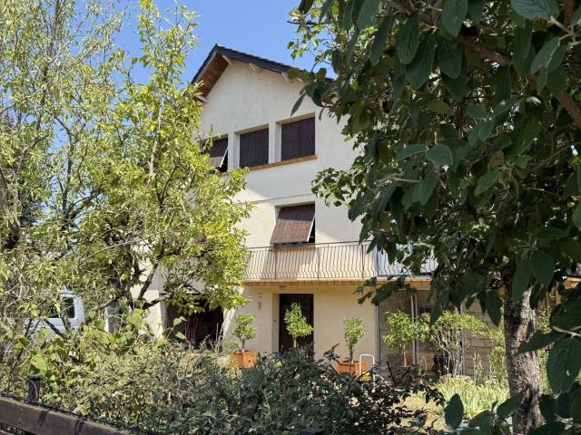 Maison 8 pièces 200 m²