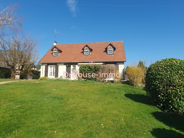 Maison 8 pièces 200 m²