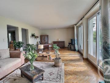 Maison 8 pièces 200 m²