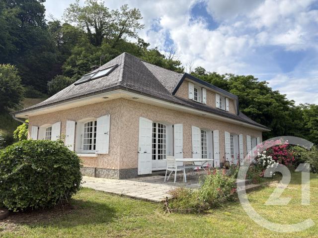 Maison 8 pièces 200 m²