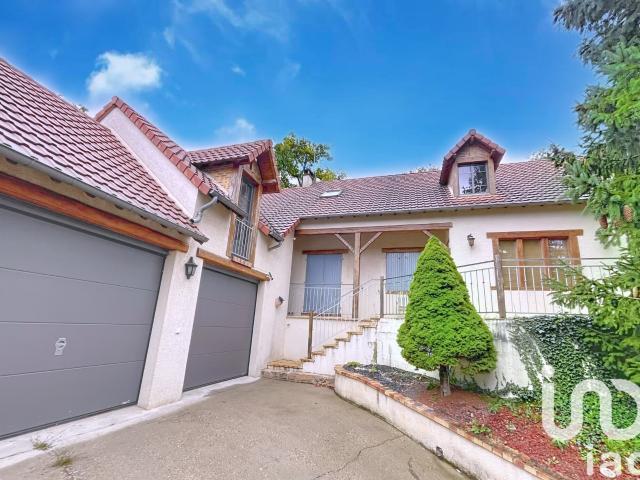 Maison 8 pièces 200 m²