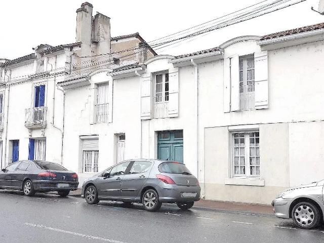 Maison 8 pièces 200 m²