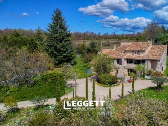 Maison 8 pièces 200 m²