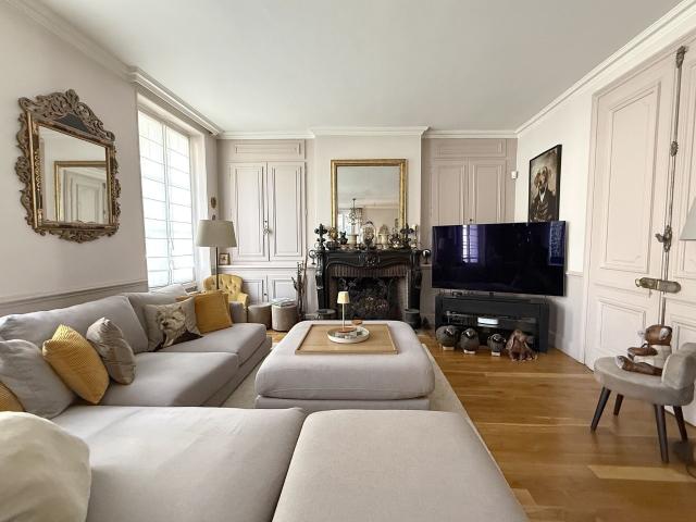 Maison 8 pièces 200 m²