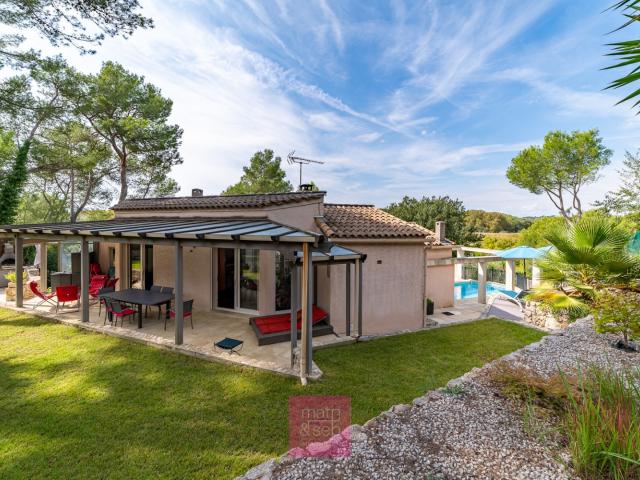 Maison 8 pièces 200 m²