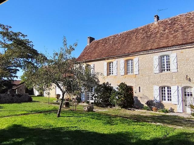 Maison 8 pièces 200 m²