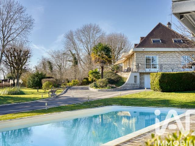 Maison 8 pièces 200 m²