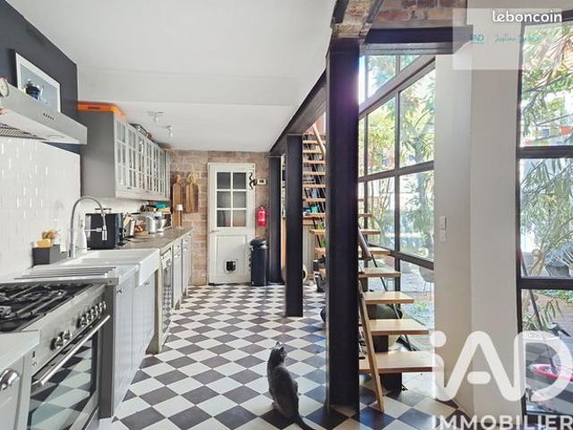 Maison 8 pièces 200 m²