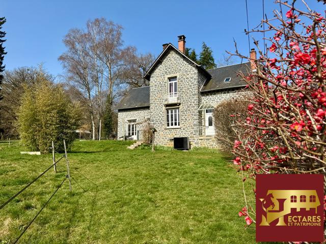 Maison 8 pièces 200 m²