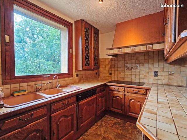 Maison 8 pièces 200 m²