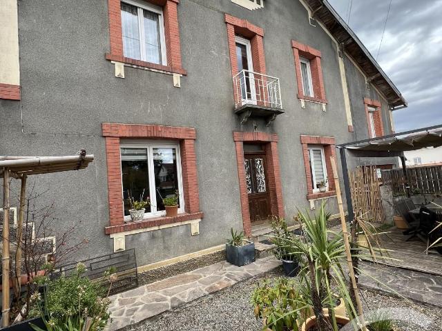 Maison 8 pièces 201 m²