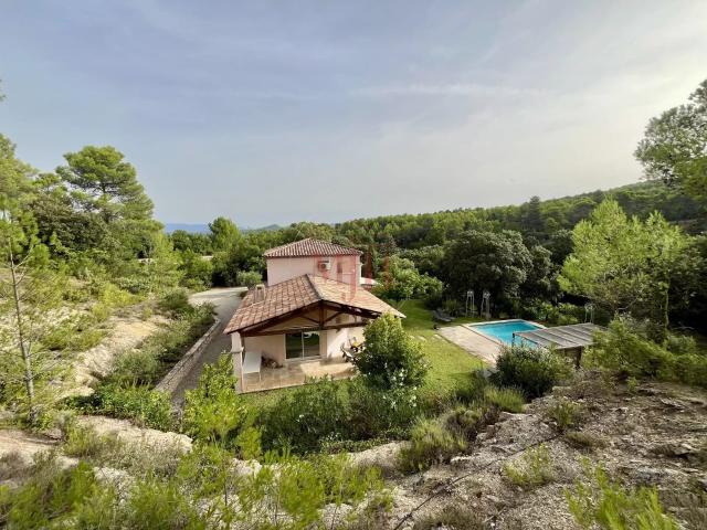 Maison 7 pièces 201 m²